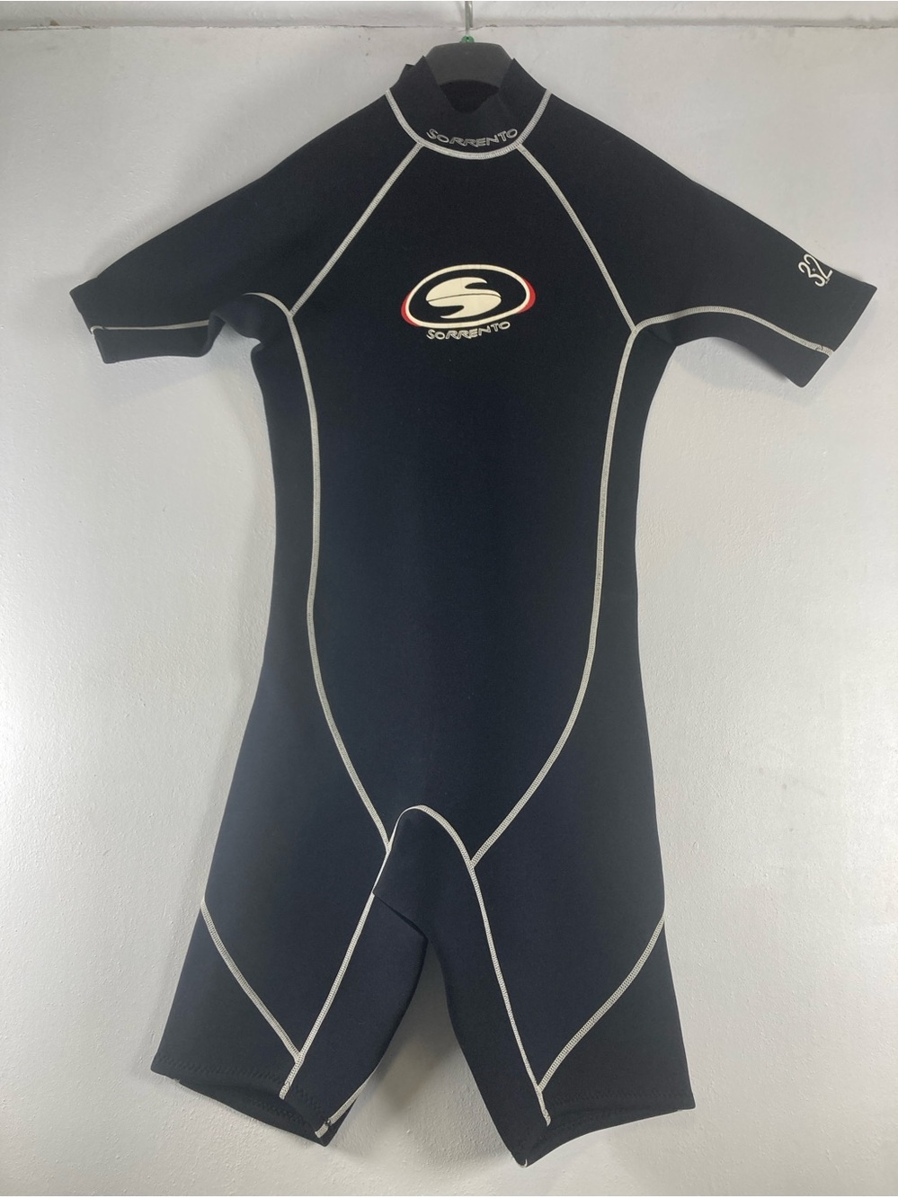 Sorrento Wetsuit Wet Suit Size ML Shorty Surfing Waterproof Beach Black - Picture 14 of 16